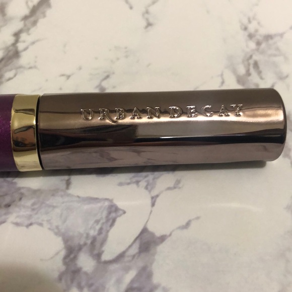 Urban Decay VICE liquid Lipstick - Picture 7 of 8